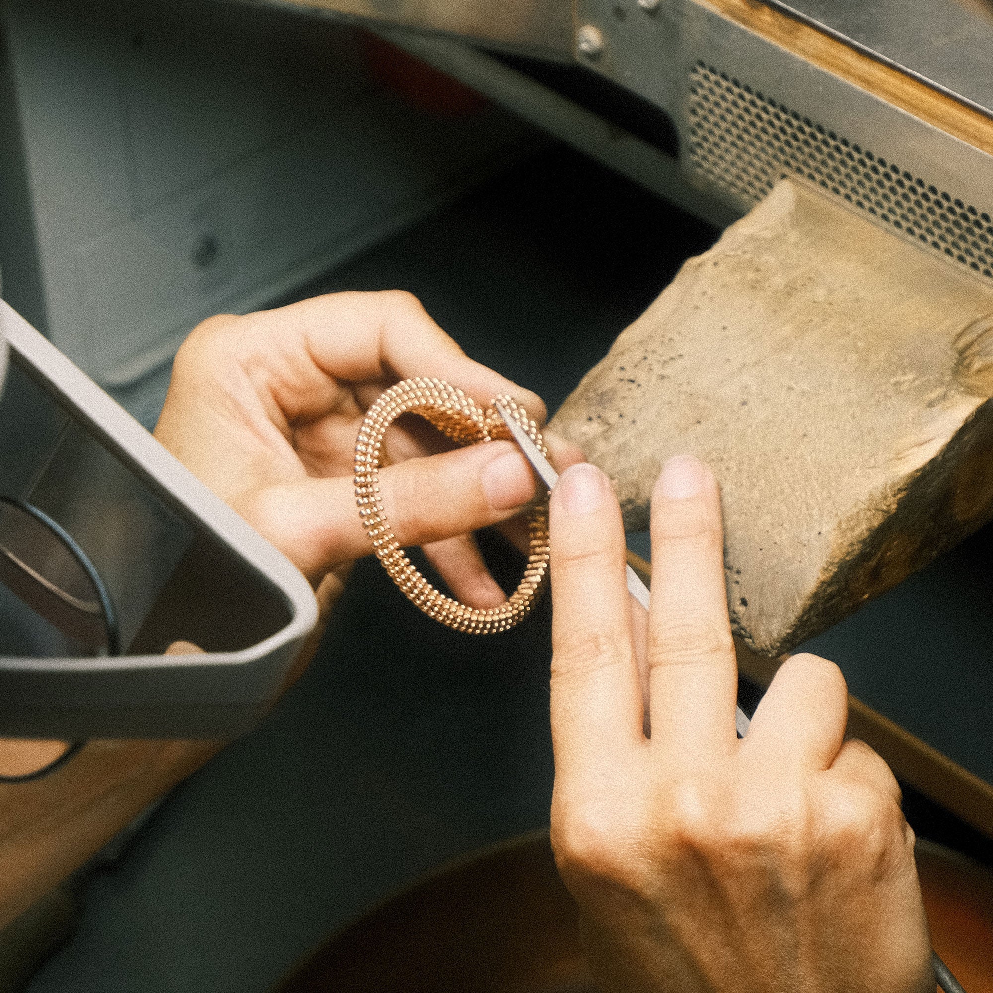 Beyond the Sparkle: The Three Essential Questions You Must Ask When Buying Luxury Gold and Diamond Jewellery