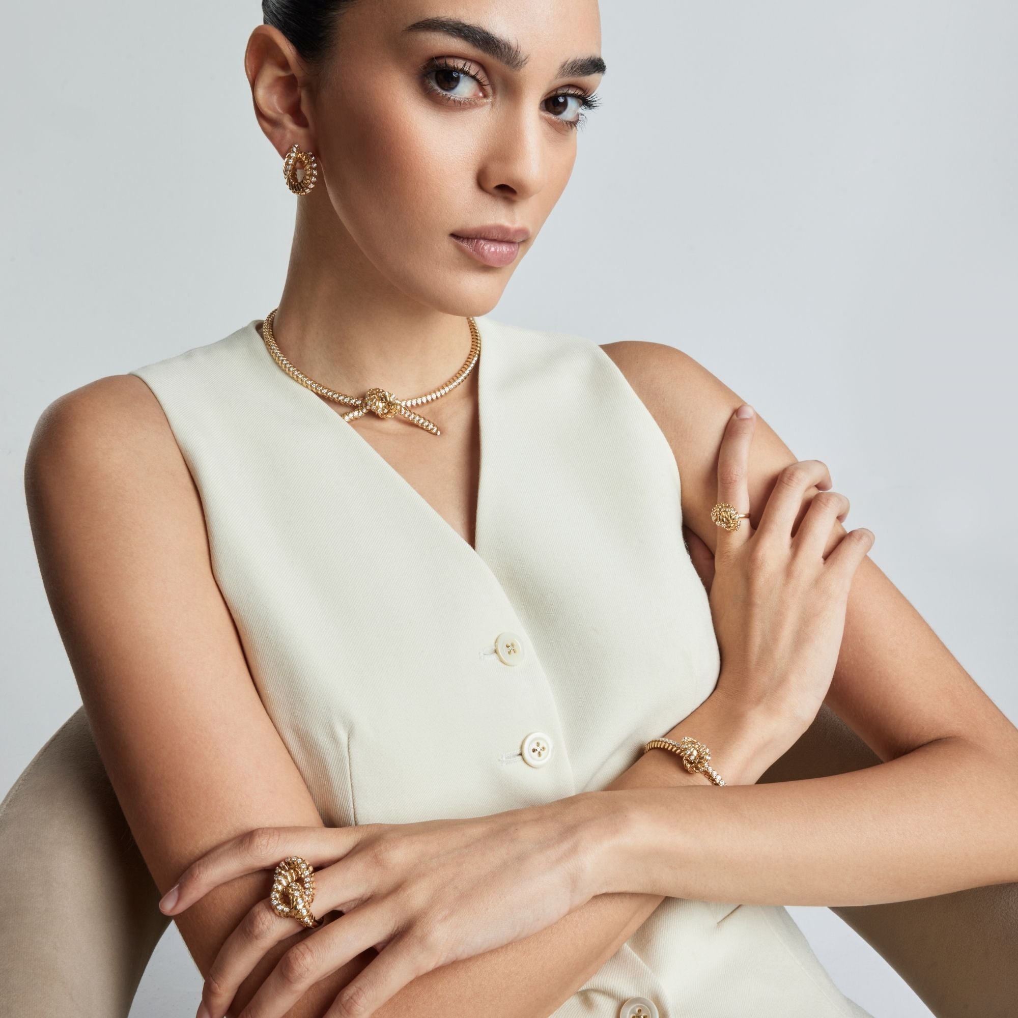 SNODO YELLOW GOLD EARRINGS