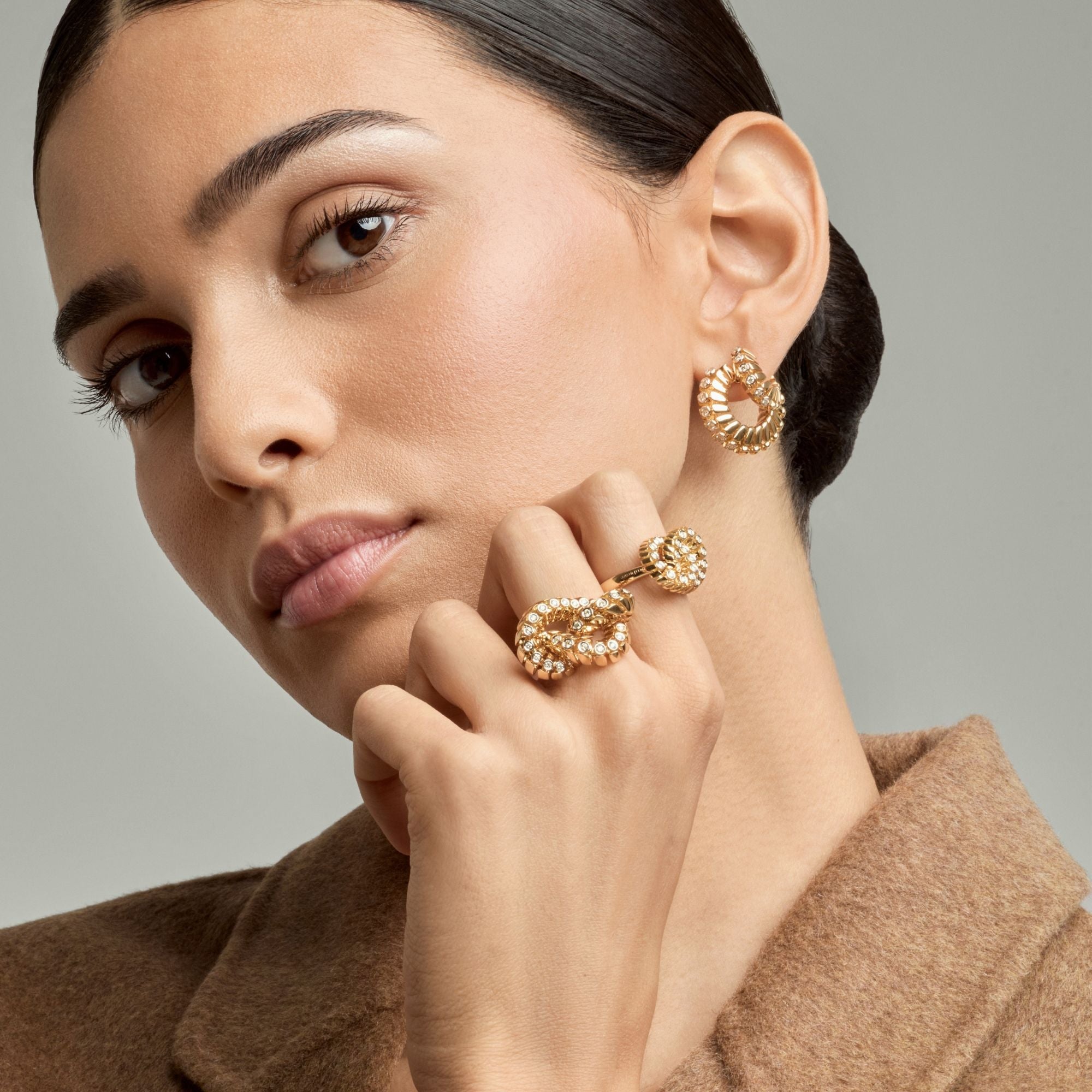 SNODO MEDIUM YELLOW GOLD RING