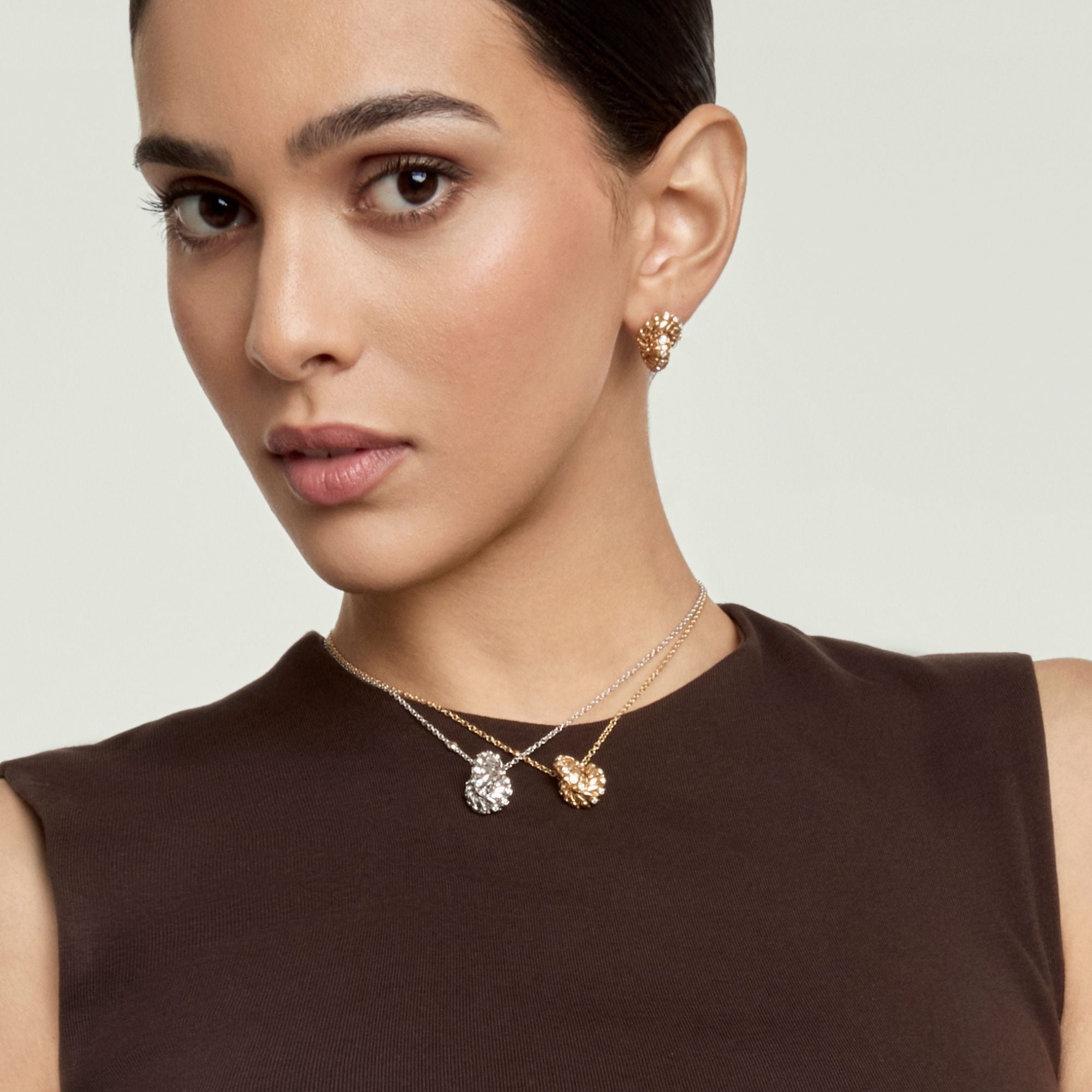 SNODO SMALL YELLOW GOLD PENDANT