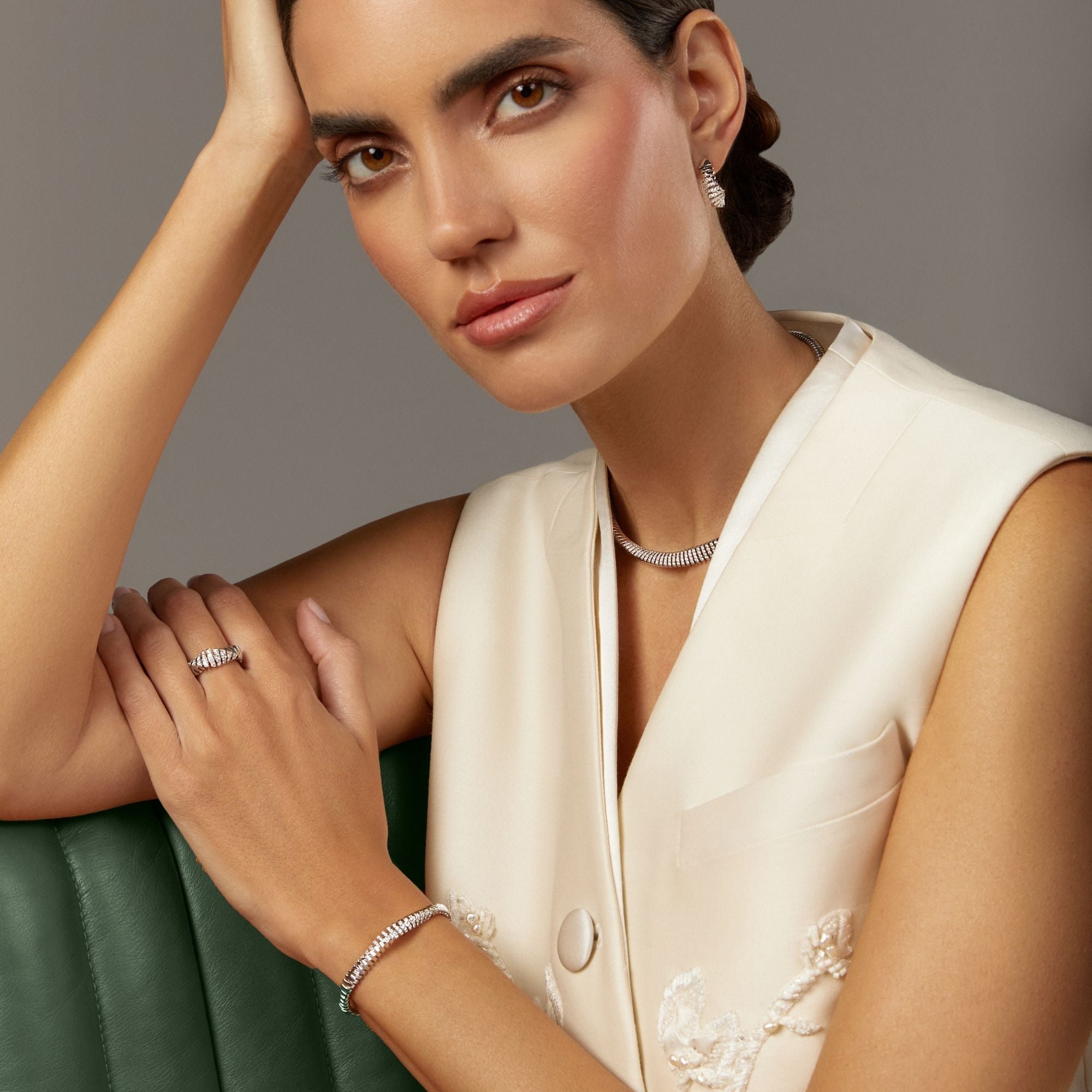 CRESCENDO MINI-ME WHITE GOLD BRACELET