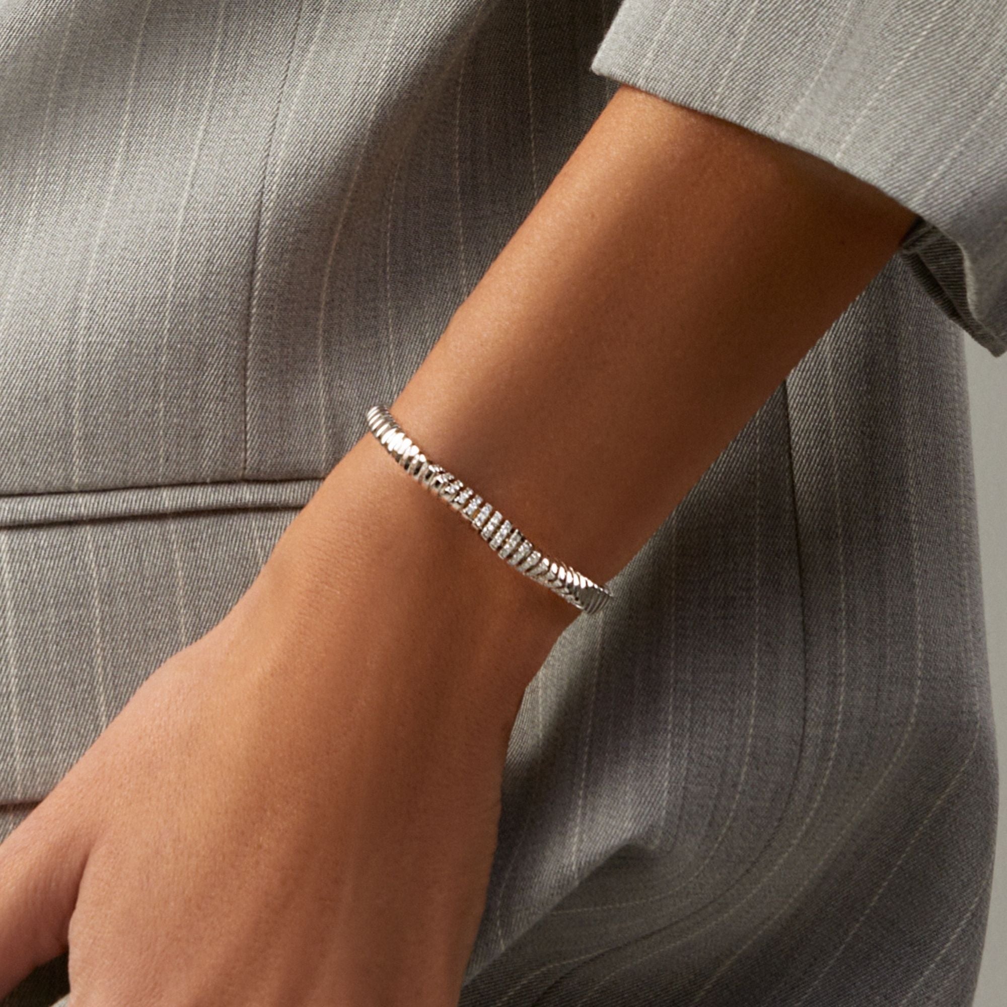 CRESCENDO MINI-ME WHITE GOLD BRACELET