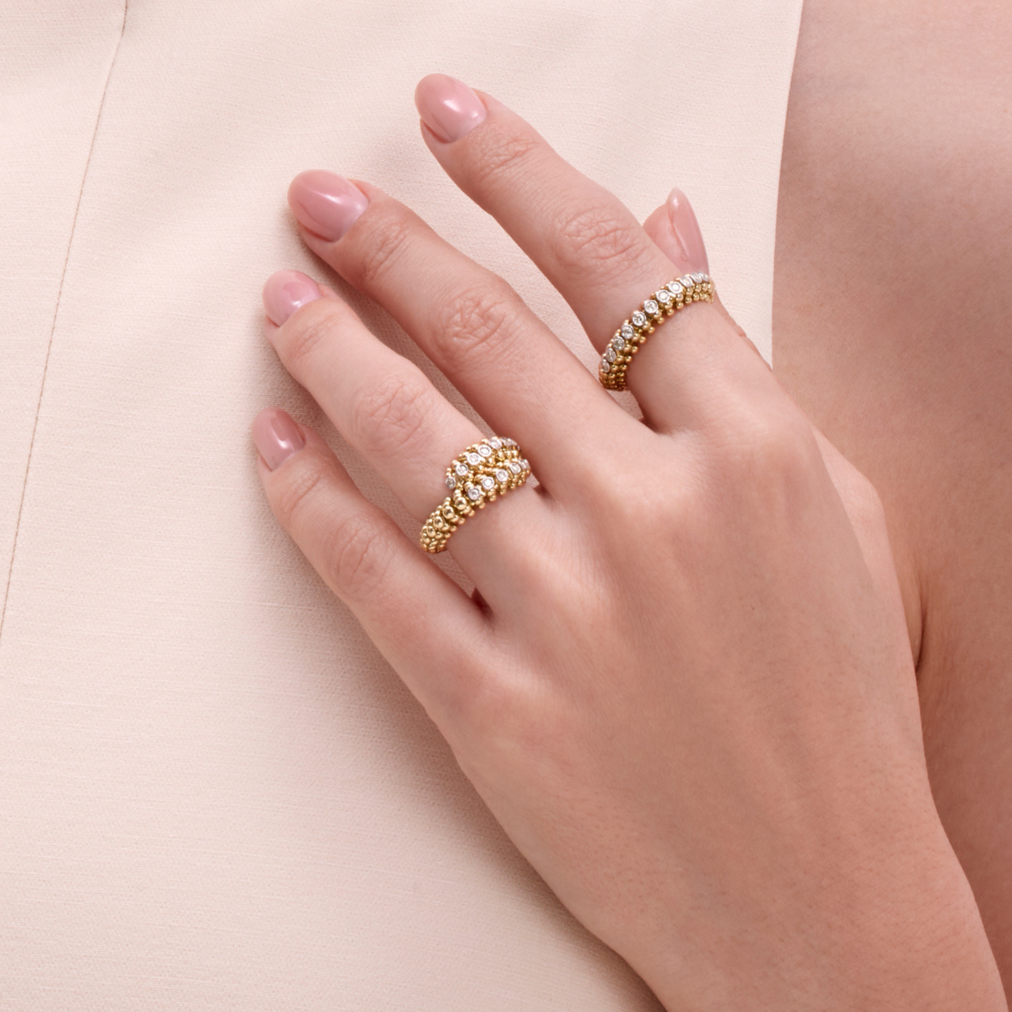 BUBBLES MINI-ME CONTRARIÉ YELLOW GOLD RING