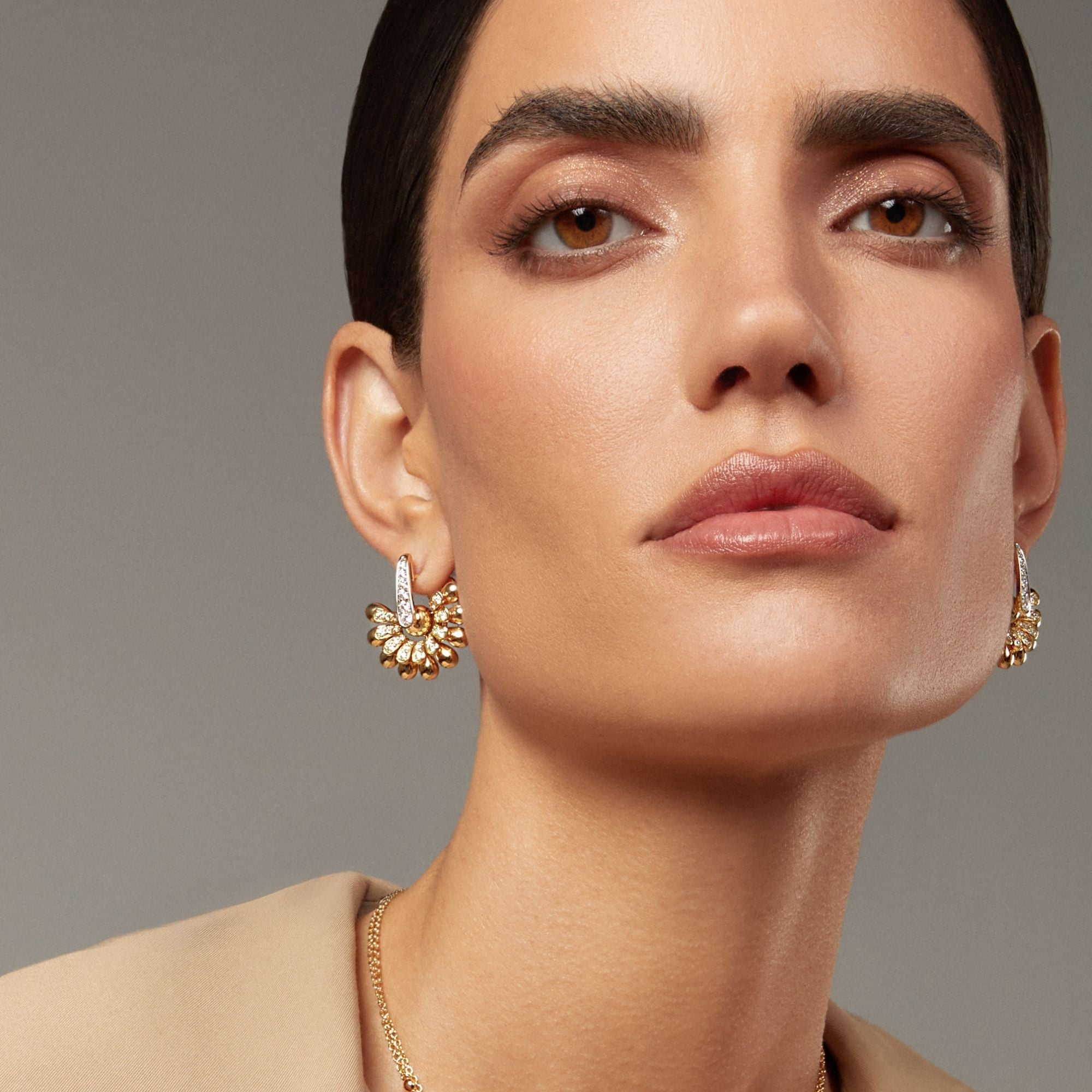 ALLEGRA YELLOW GOLD FLOWER EARRINGS