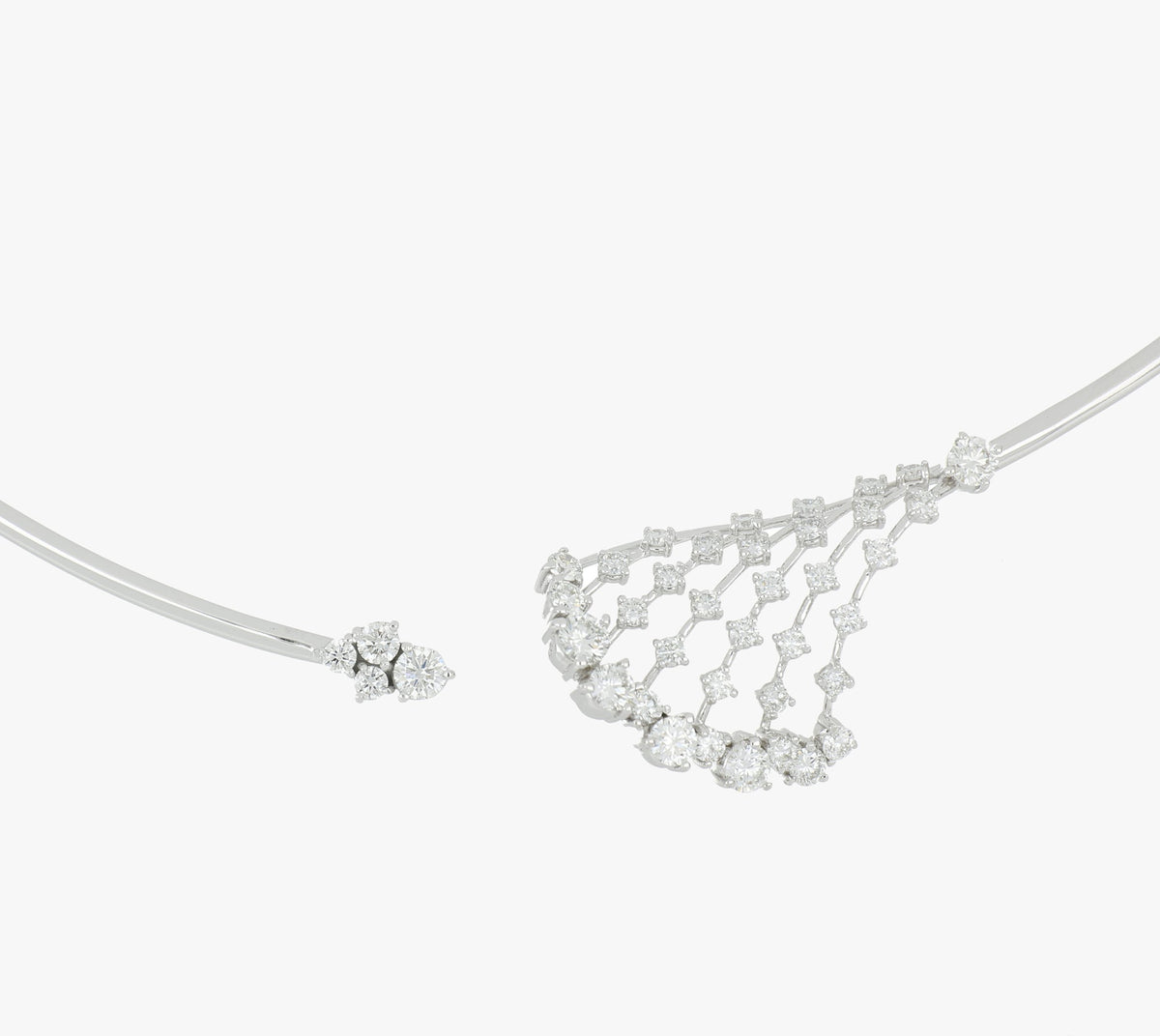 WHITE WONDERS ARIA WHITE GOLD CHOKER