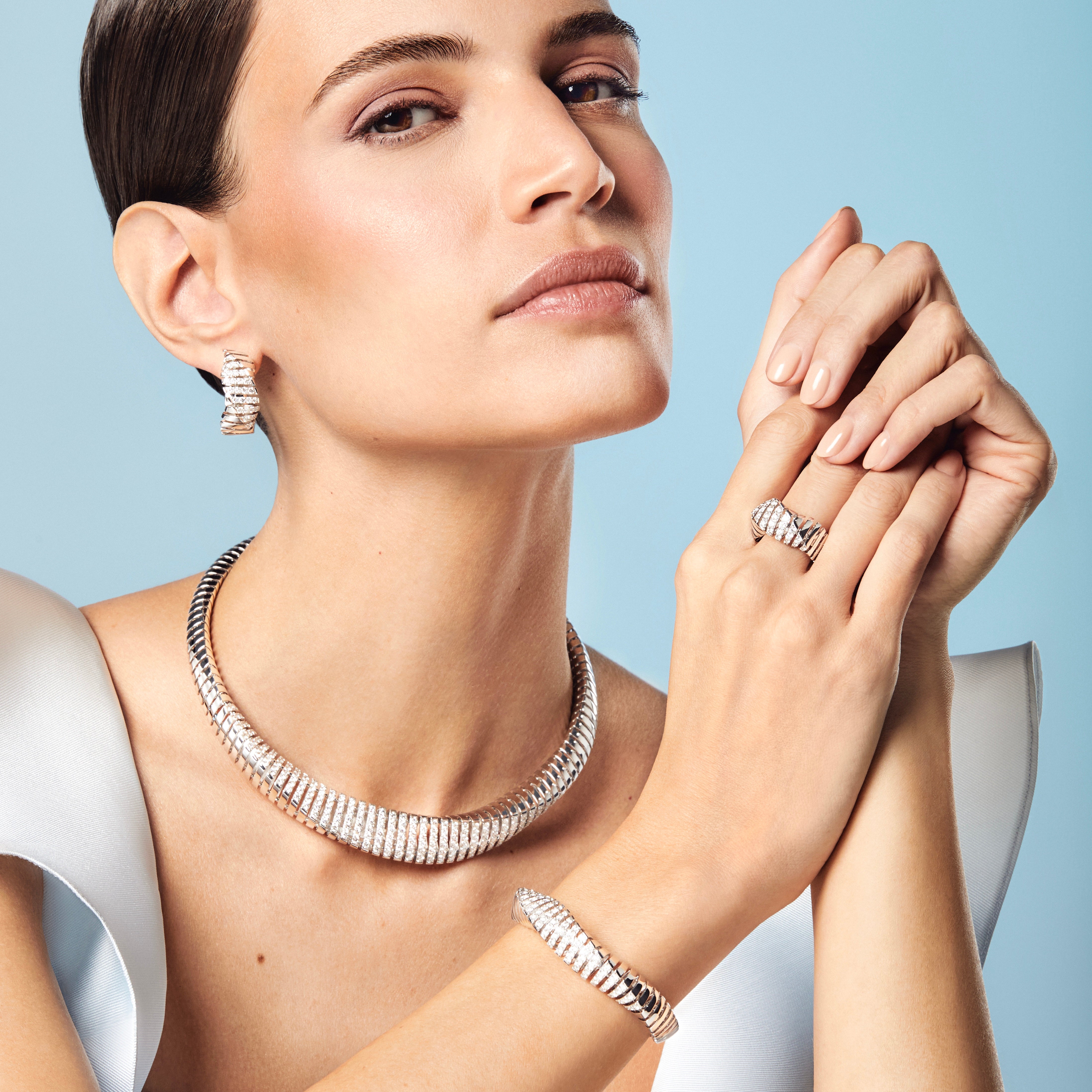 CRESCENDO WHITE GOLD EARRINGS