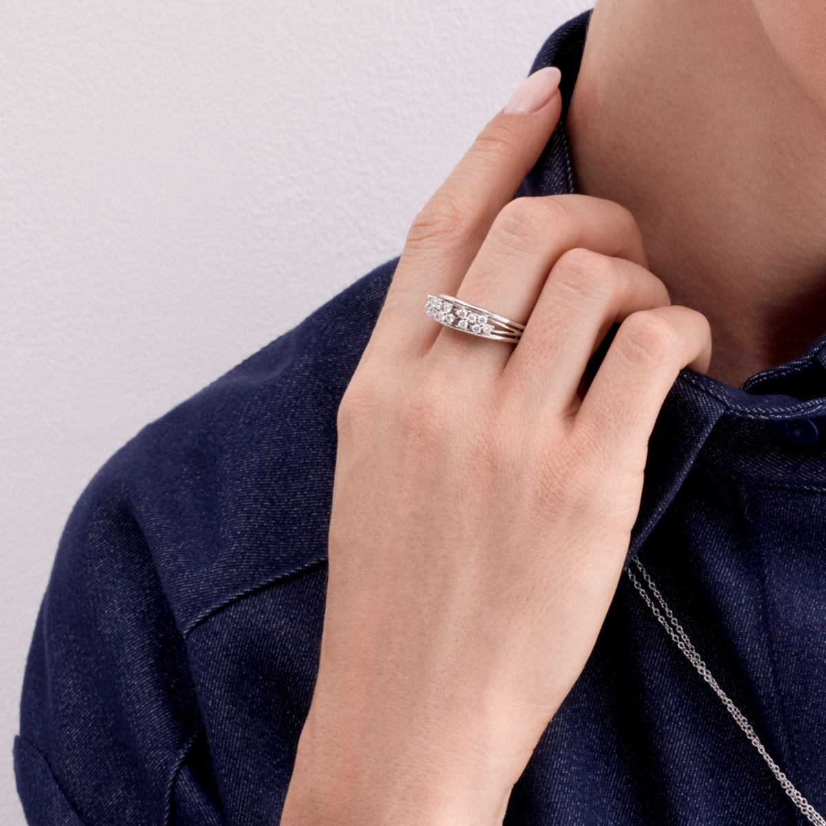 Trilly White Gold Ring