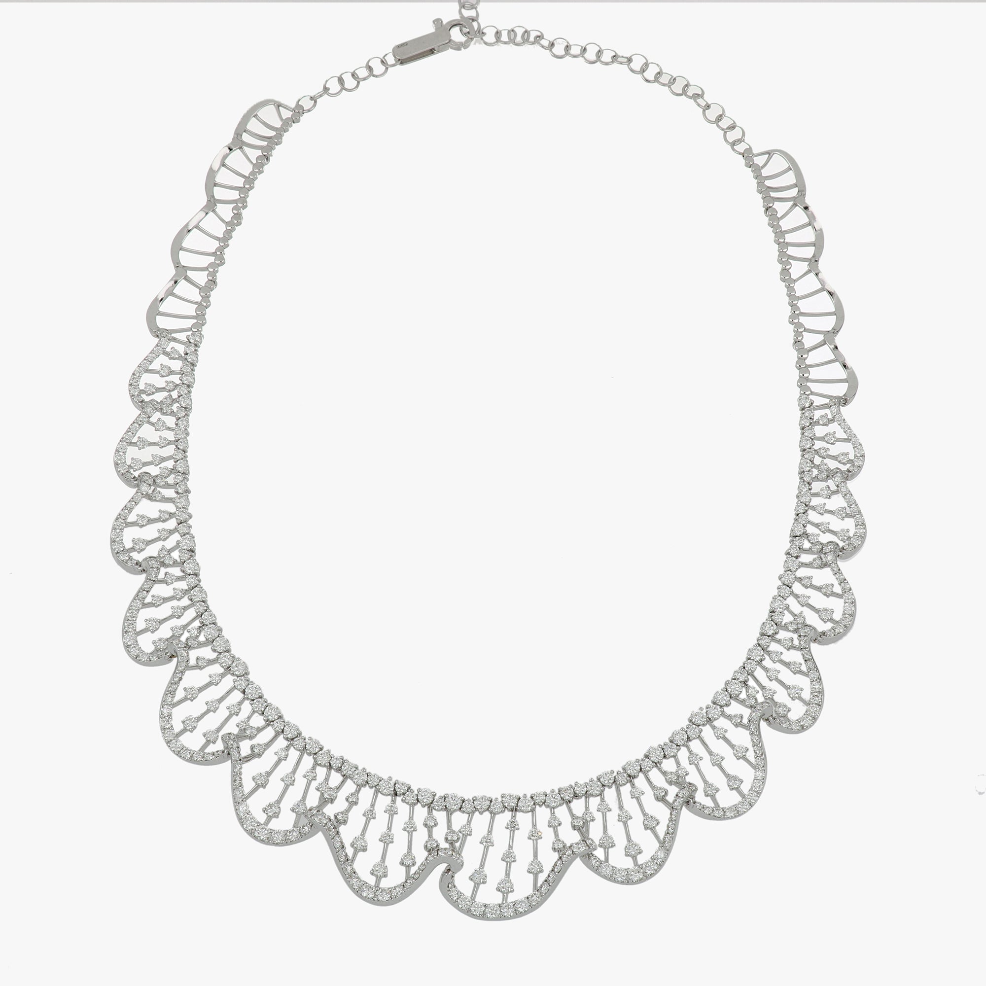 WHITE WONDERS PLISSÉ WHITE GOLD NECKLACE