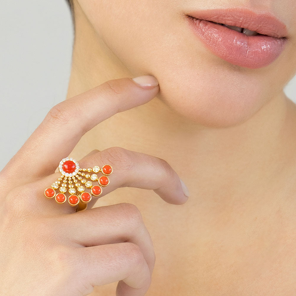 BUBBLES RAGGI YELLOW GOLD AND CORAL RING