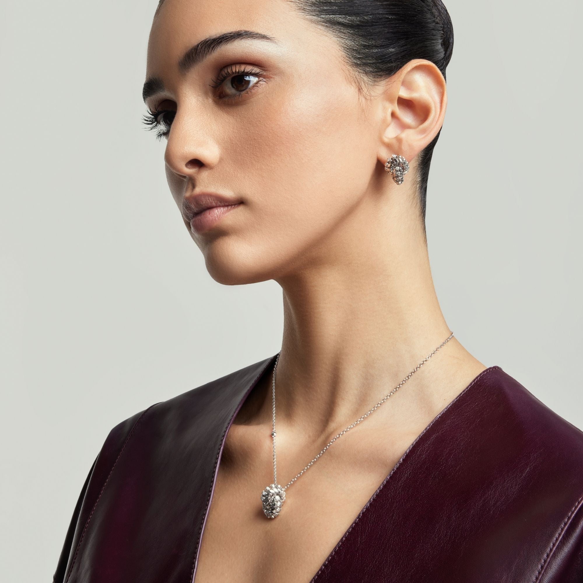 SNODO SMALL WHITE GOLD PENDANT