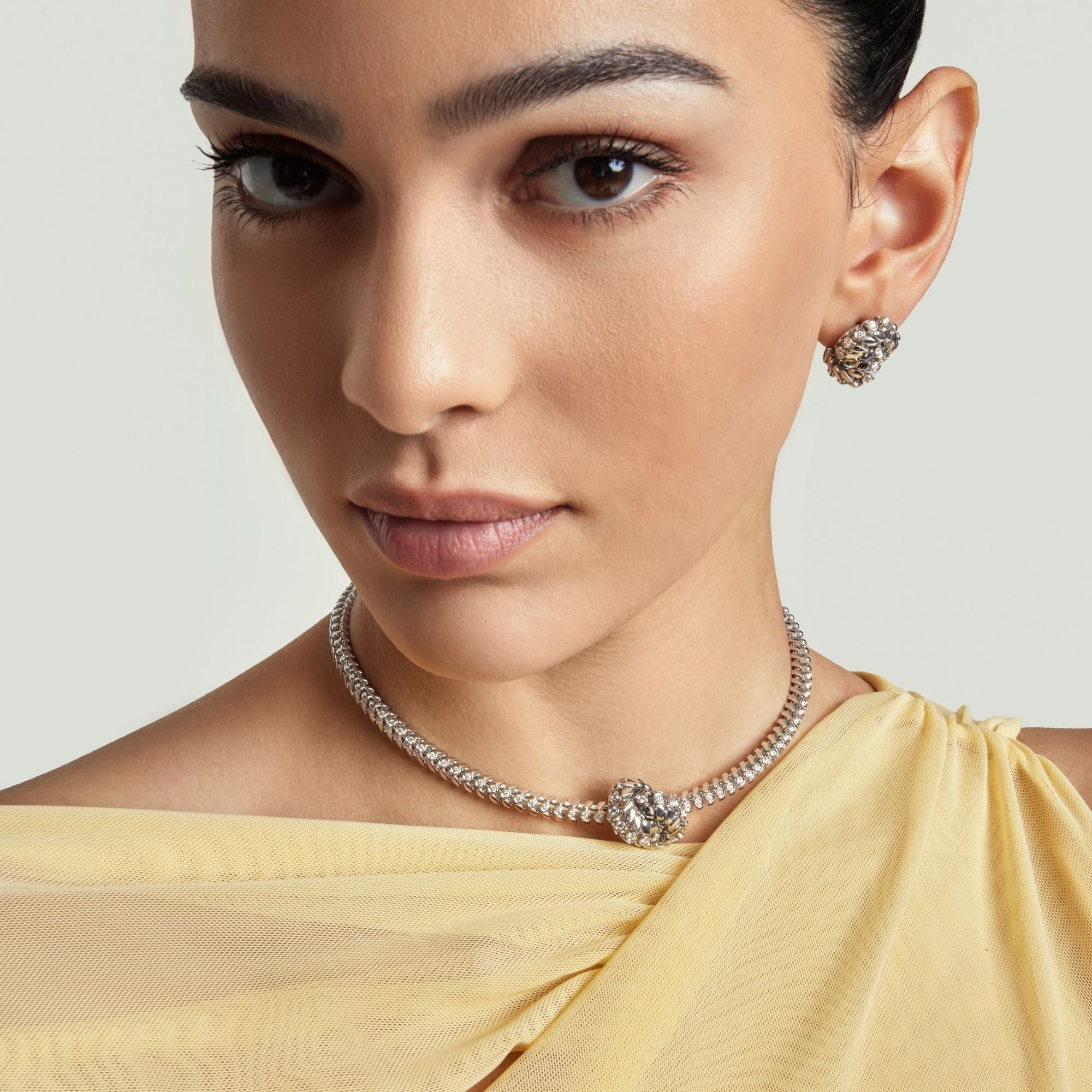 SNODO SMALL WHITE GOLD NECKLACE