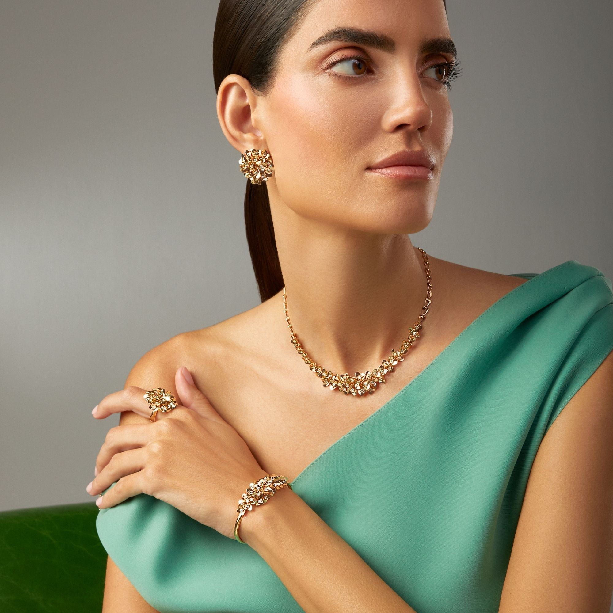 EDERA BIG YELLOW GOLD RING