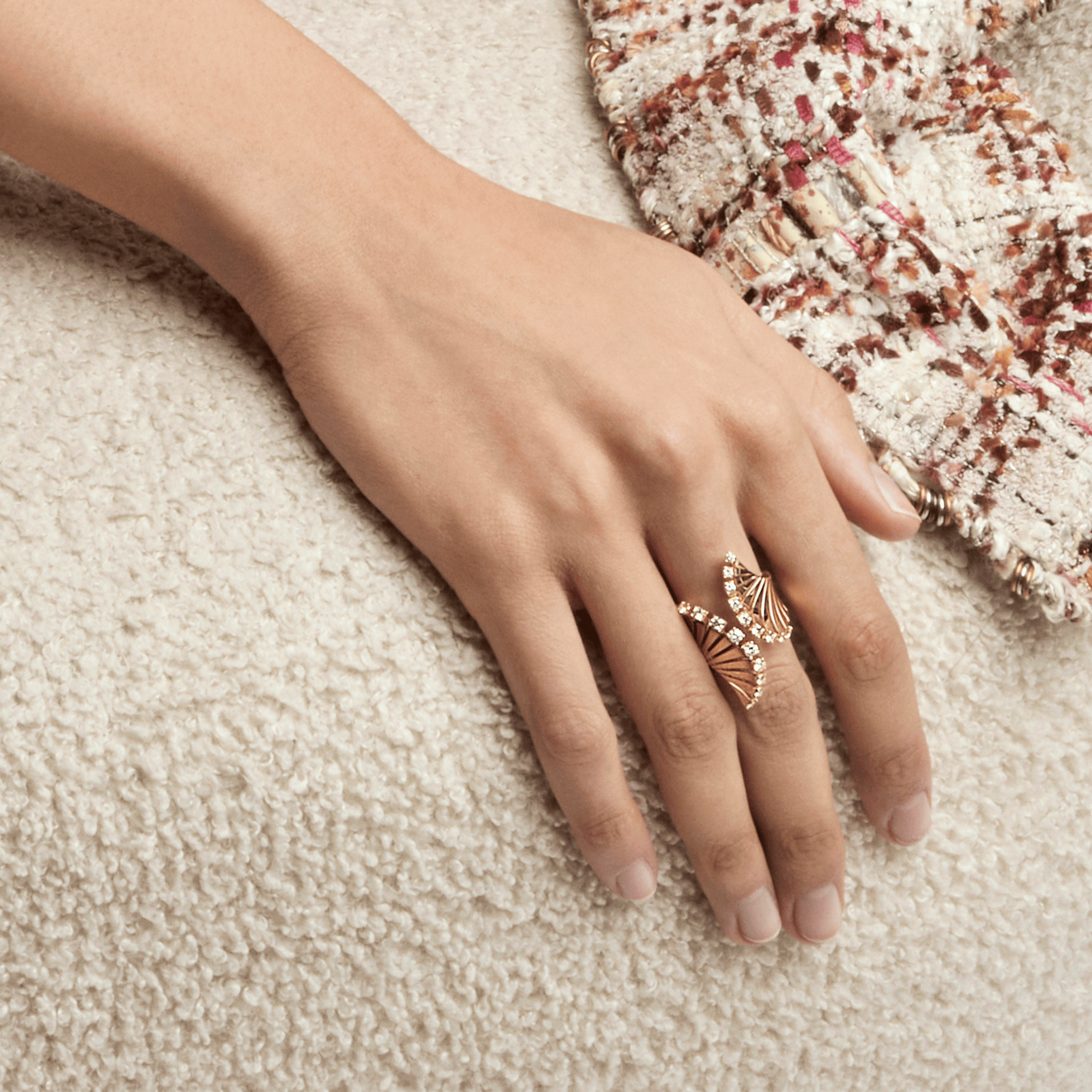 VITO VENTAGLIO RING YELLOW GOLD