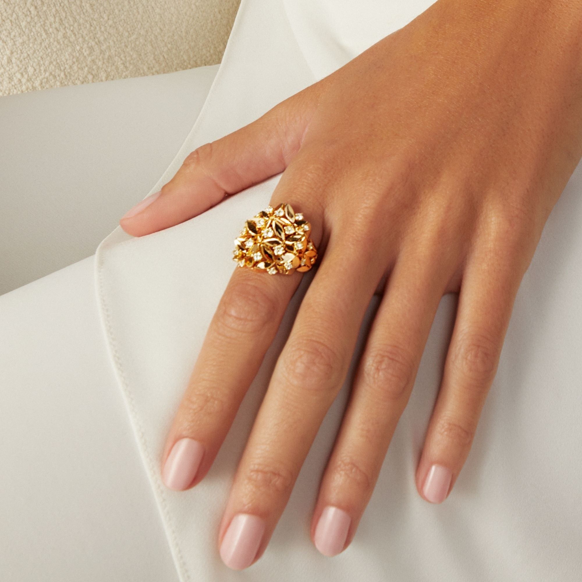 RIFLESSI BIG YELLOW GOLD RING