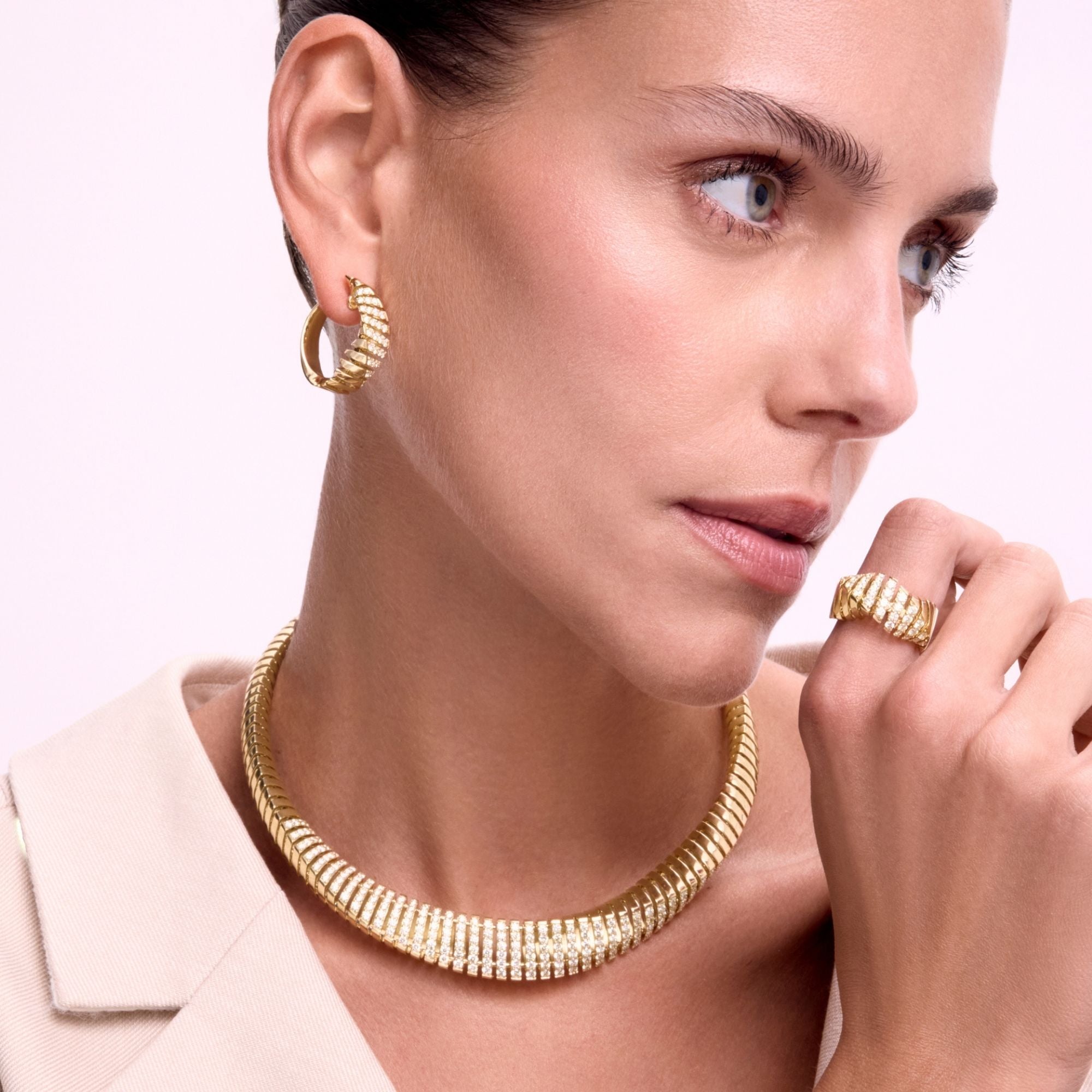 CRESCENDO YELLOW GOLD EARRINGS