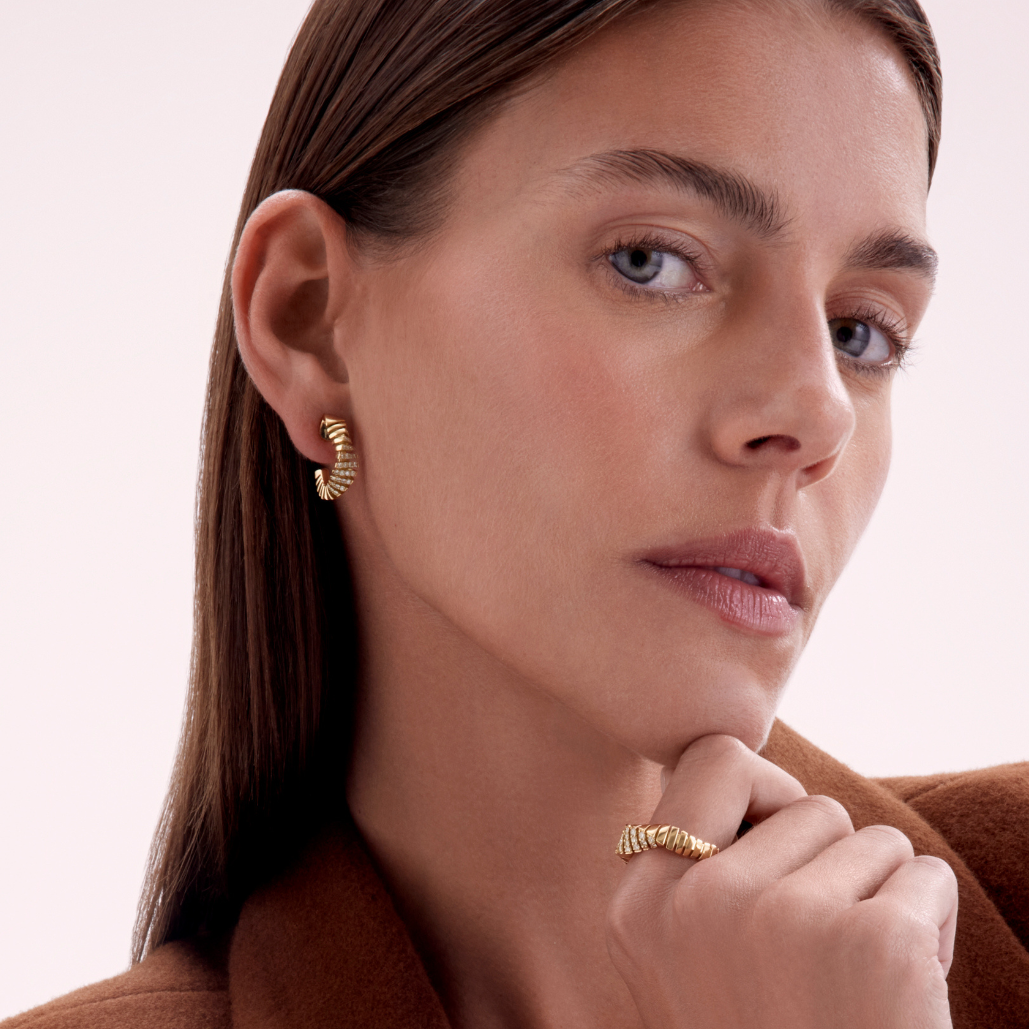CRESCENDO MINI-ME YELLOW GOLD EARRINGS