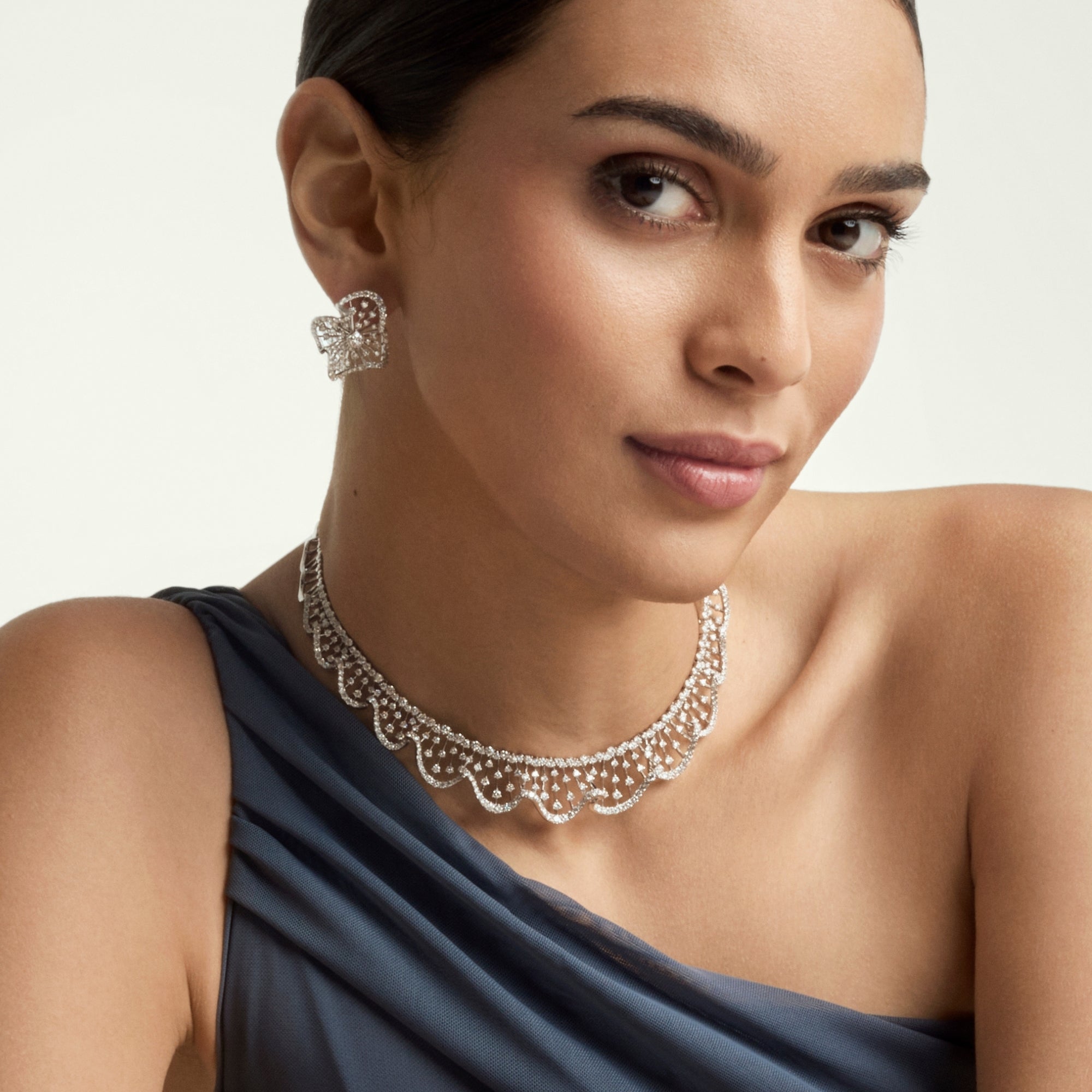 WHITE WONDERS PLISSÉ WHITE GOLD NECKLACE