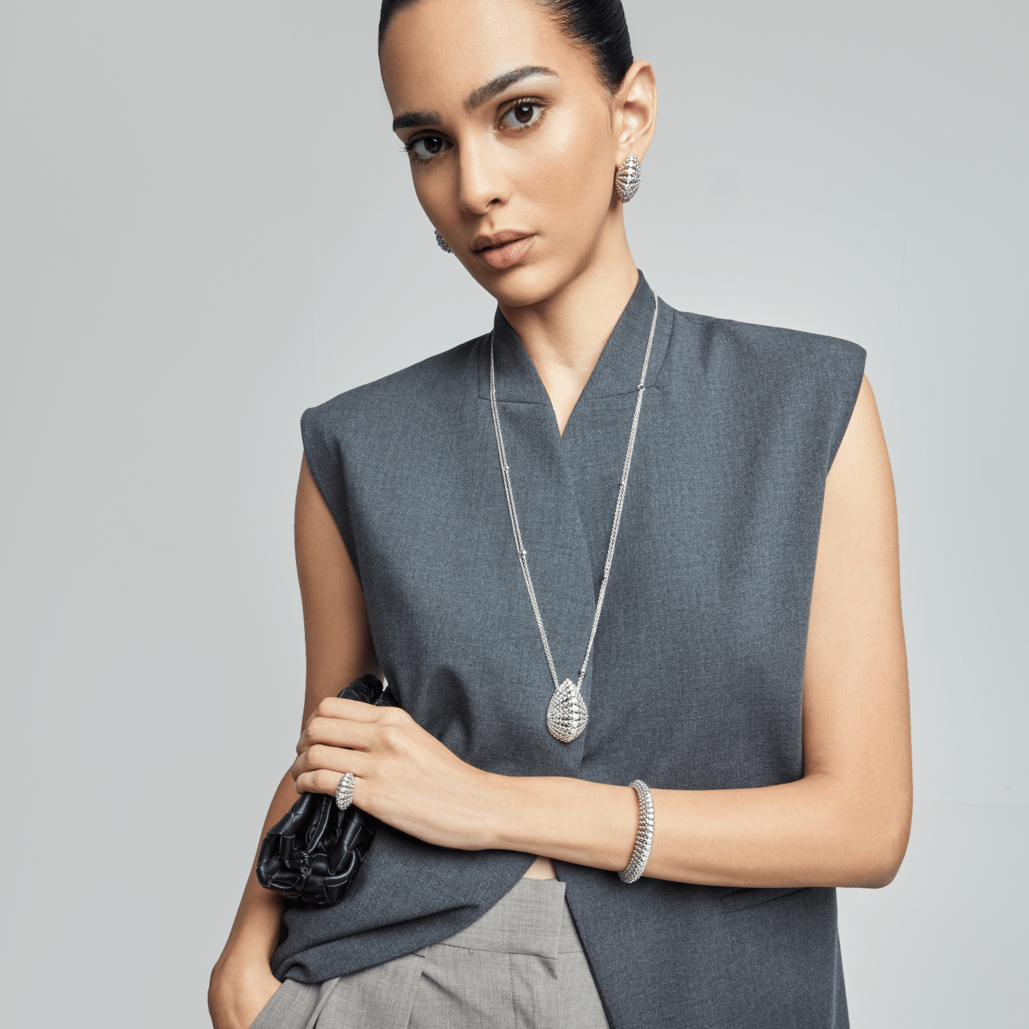 BUBBLES BIG WHITE GOLD EARRINGS