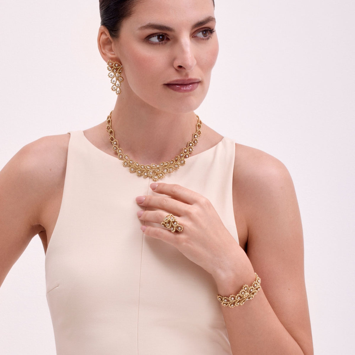 Chiacchierino Big Yellow Gold Ring