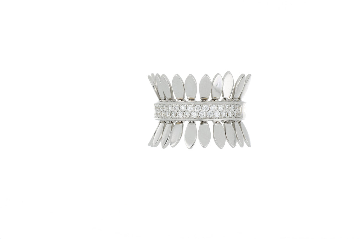 SPETTINATO WHITE GOLD RING