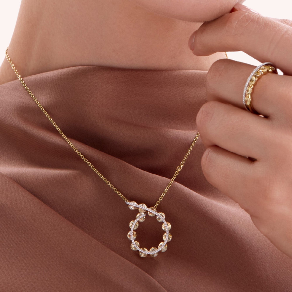 Light Yellow Sapphires Pendant