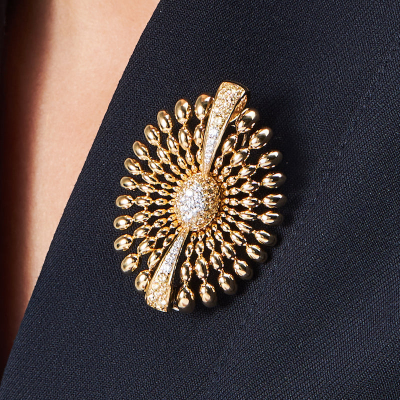 SOLEGIRA YELLOW GOLD BROOCH