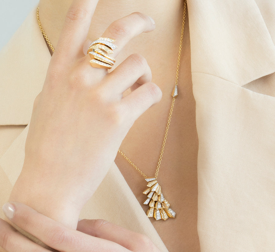 MUSICA YELLOW GOLD BIG PENDANT