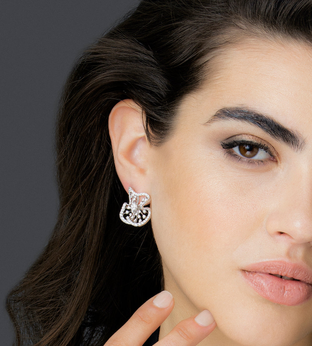 PLISSÉ WHITE GOLD EARRINGS