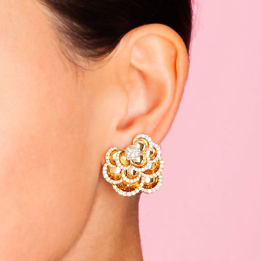 PETALS YELLOW GOLD EARRINGS